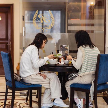 A25 Hotel - 15 Tran Quoc Toan Ханой Екстериор снимка