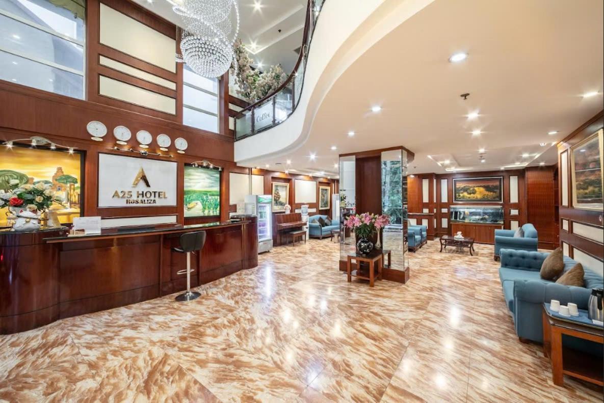 A25 Hotel - 15 Tran Quoc Toan Ханой Екстериор снимка