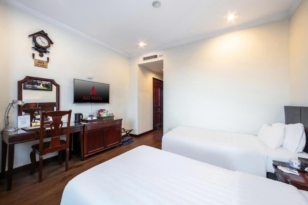 A25 Hotel - 15 Tran Quoc Toan Ханой Екстериор снимка