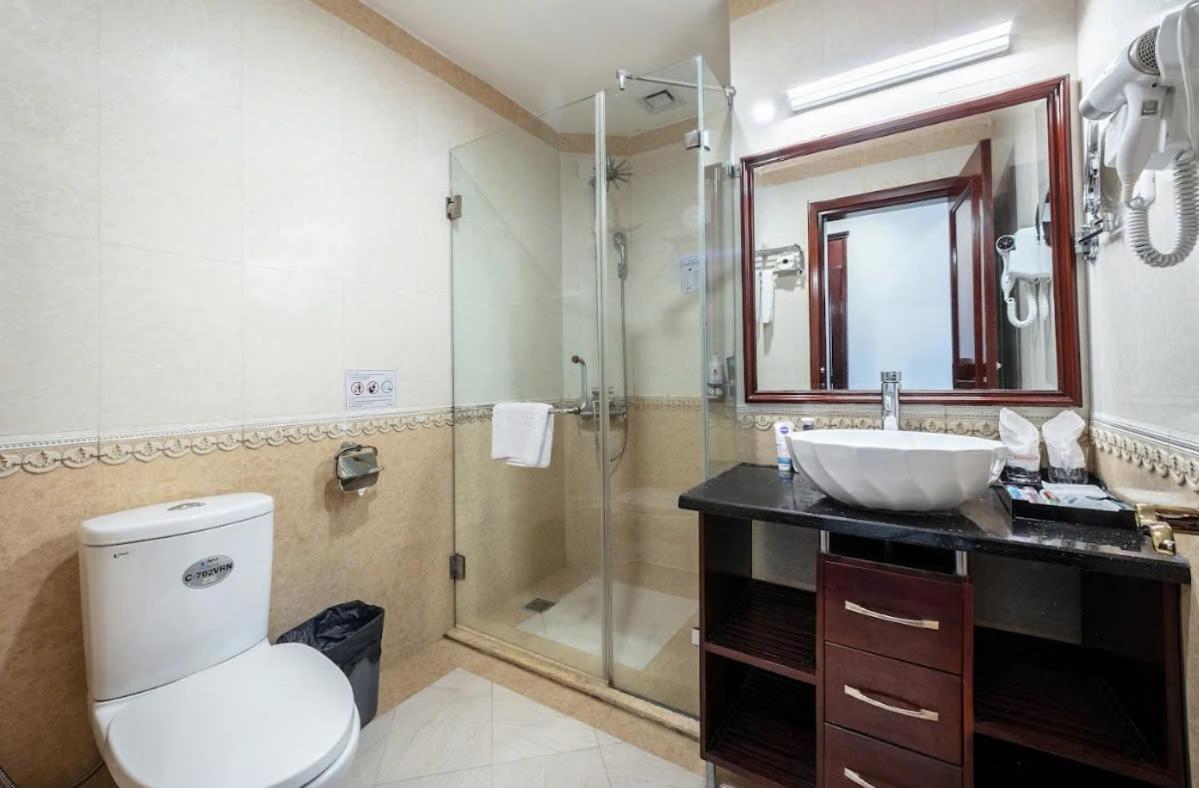 A25 Hotel - 15 Tran Quoc Toan Ханой Екстериор снимка