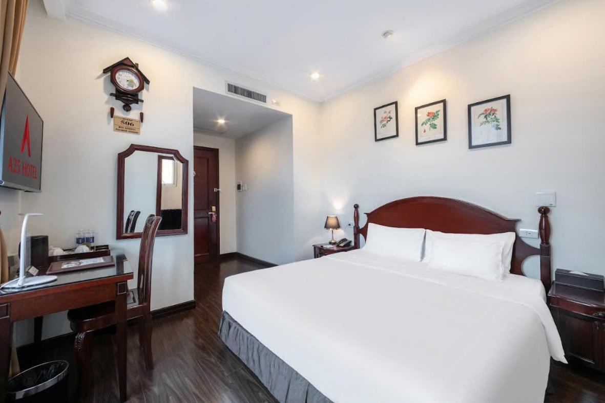 A25 Hotel - 15 Tran Quoc Toan Ханой Екстериор снимка