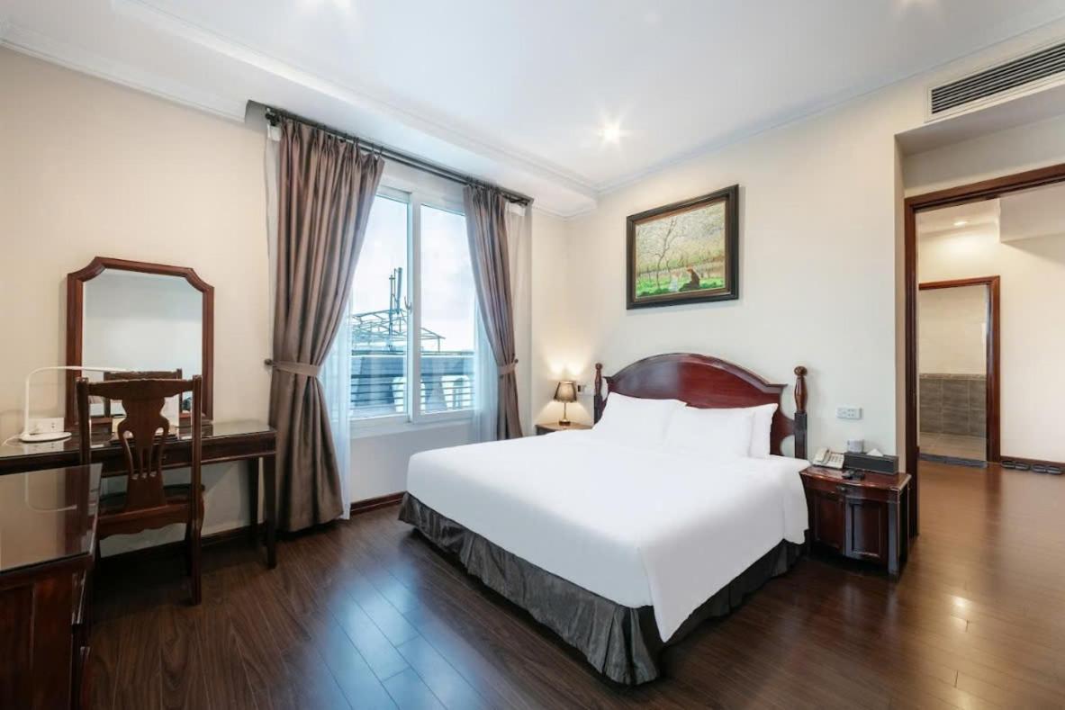 A25 Hotel - 15 Tran Quoc Toan Ханой Екстериор снимка