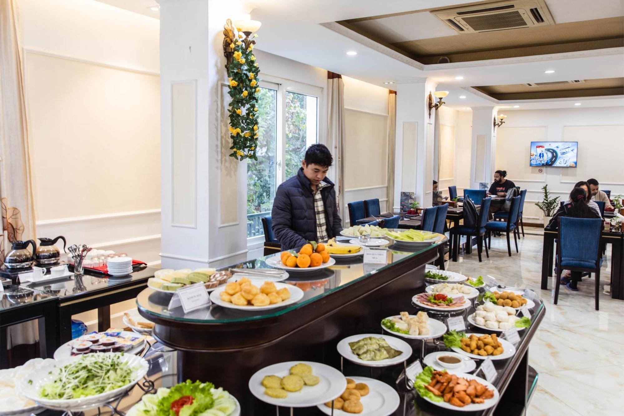 A25 Hotel - 15 Tran Quoc Toan Ханой Екстериор снимка